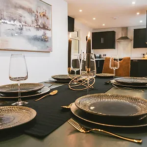 Tunstall House Apartment Cheltenham